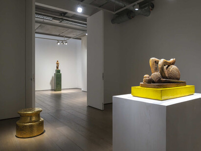 Johan Creten, Far removed from the numbing speed, exhibition view. Courtesy of Almine Rech