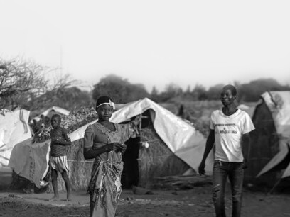 Mozambicanos en una aldea rural