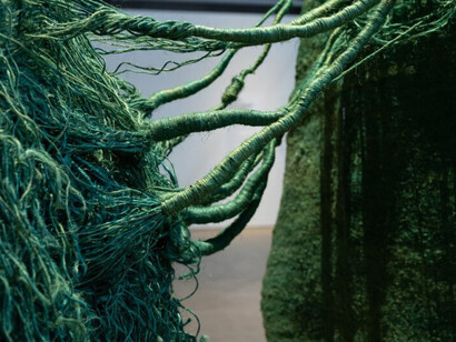 Magdalena Abakanowicz, Crossing boundaries, exhibition view. Courtesy of HAM