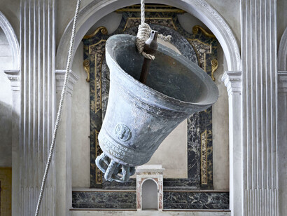 Claudio Parmiggiani a San Lupo, Bergamo. Installation View