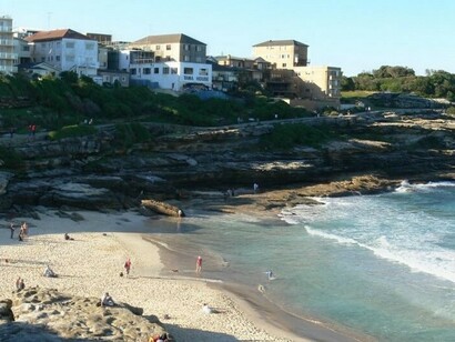 Una caminata de seis kilómetros que une Bondi con Coogee, atravesando paisajes realmente espectaculares. Mackenzie's Bay, Sídney, Australia