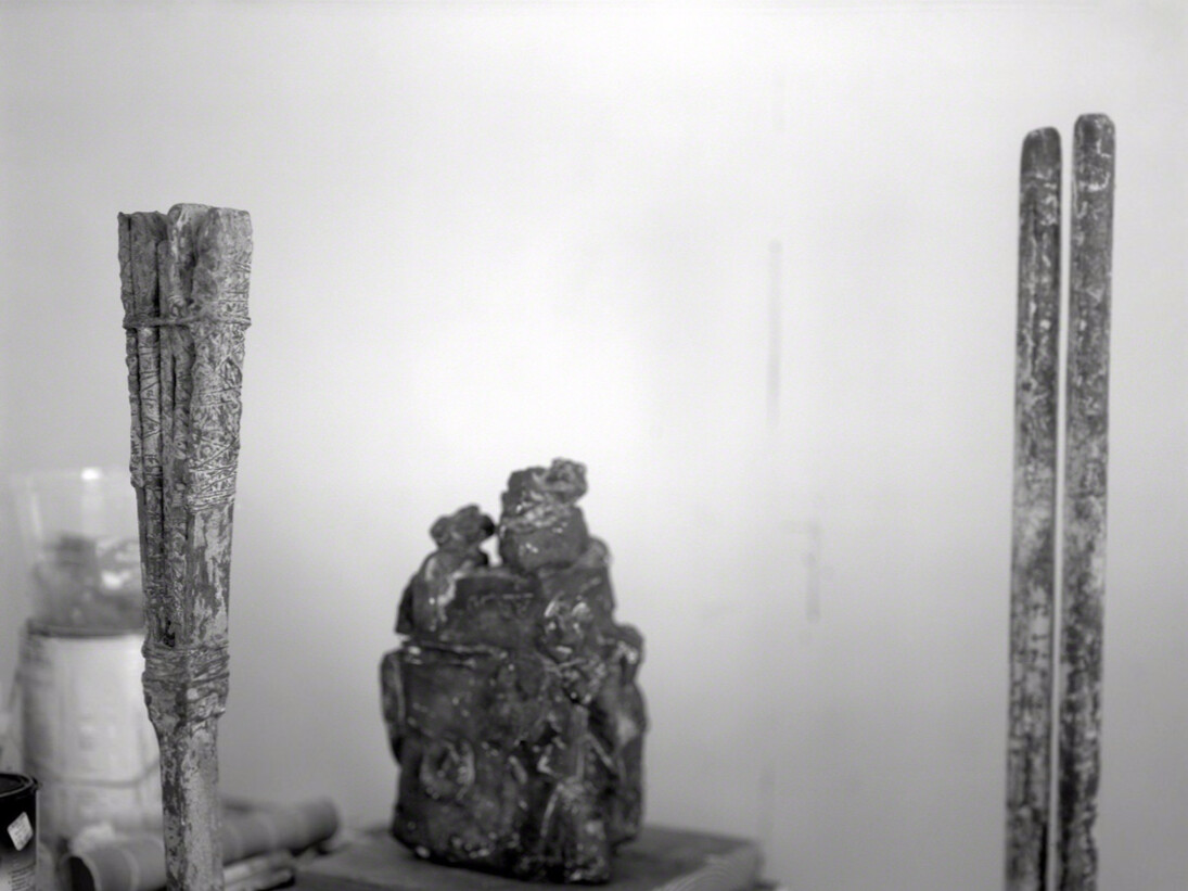 Sally Mann, Untitled (Vertical Sculptures Flanking Bronze), 2005. Courtesy of Gagosian Paris