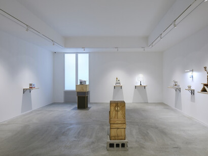Smutshow. Courtesy of Tomio Koyama Gallery