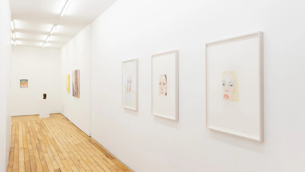 Various artists, Fool's privilege, exhibition view. Courtesy of Uffner & Liu