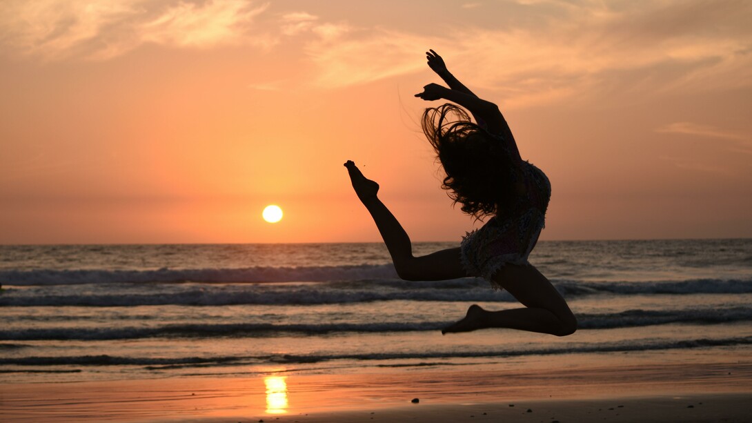 Danza in riva al mare