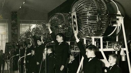 Sorteo de la Lotería de Navidad en los años sesenta