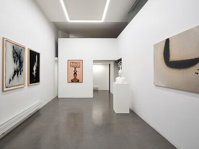 Artisti vari, Venus noire, veduta dell’esposizione. Cortesia della Galleria Anna Marra