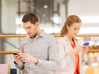 Los Millennials pasan el 41% de su tiempo usando dispositivos móviles