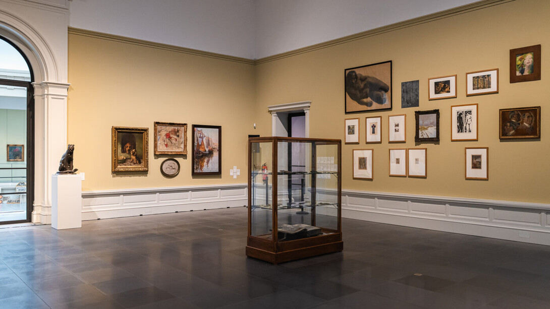 Divers artistes, Récit alternatif, vue d'exposition. Avec l'aimable autorisation du Musée des Beaux-Arts de Gand