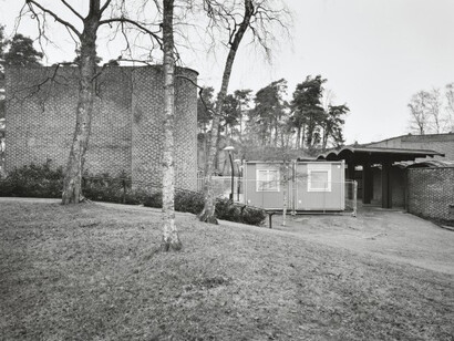 St. Mark’s Church at Björkhagen, Stockholm (1960). Photo: Mikael Olsson (2017) / Galerie Nordenhake Berlin/Stockholm