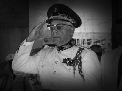 Rafael Leónidas Trujillo Molina fue un político, militar y dictador dominicano desde 1930 hasta su asesinato el 30 de mayo de 1961