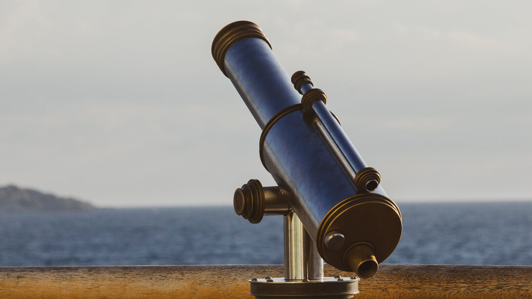 Binóculo para longa distância oferece formas de ver o mundo