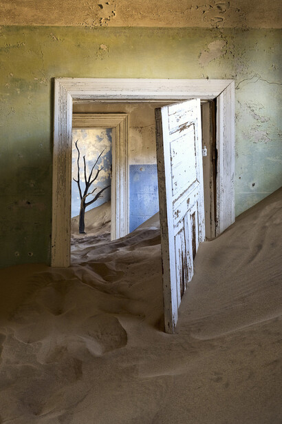 Marisa S White, Somewhere, 2022. Courtesy of Catherine Couturier Gallery