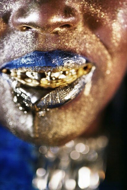 Marilyn Minter, Wangechi Gold 4, 2009. Courtesy of Brooklyn Museum