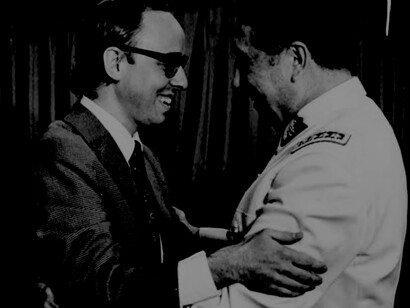Dios los cría...Jaime Guzmán Errázuriz con Pinochet