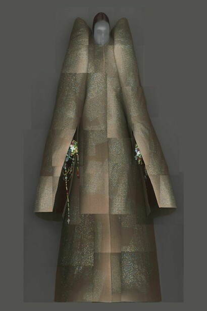Dress Viktor Horsting e Rolf Snoeren. Foto di Katerina Jebb