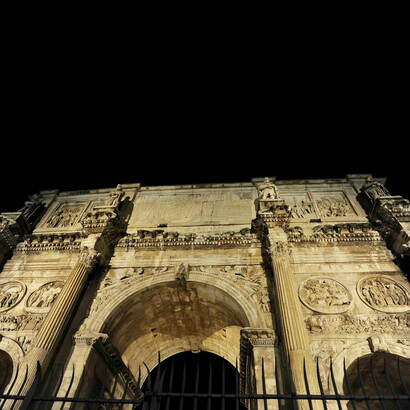 La nuova illuminazione dell'Arco di Costantino