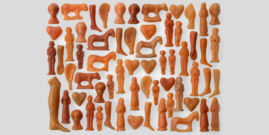 Pilgrims hung wax votive offerings in the Chapel of Grace as a sign of gratitude. The motifs reflect the wishes associated with them. 18th to 19th century. Einsiedeln Abbey, art collection. Photo: Swiss National Museum