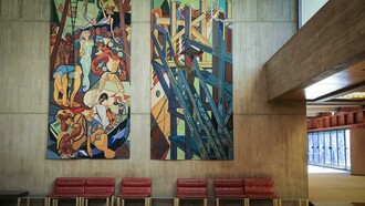 Quadros por Almada Negreiros, Lisboa, Portugal