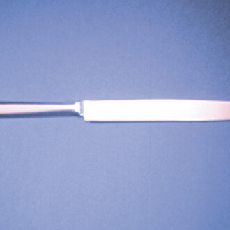 Jack Goldstein (1943-2003) The Knife, 1975, 16 mm film, color, Silent, 4'. Courtesy of Luxembourg & Dayan