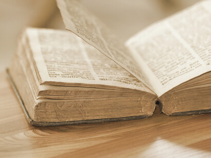 Arturo Aldunate Phillips: Qué mejor candidato para el segundo premio literario entregado por la Dictadura