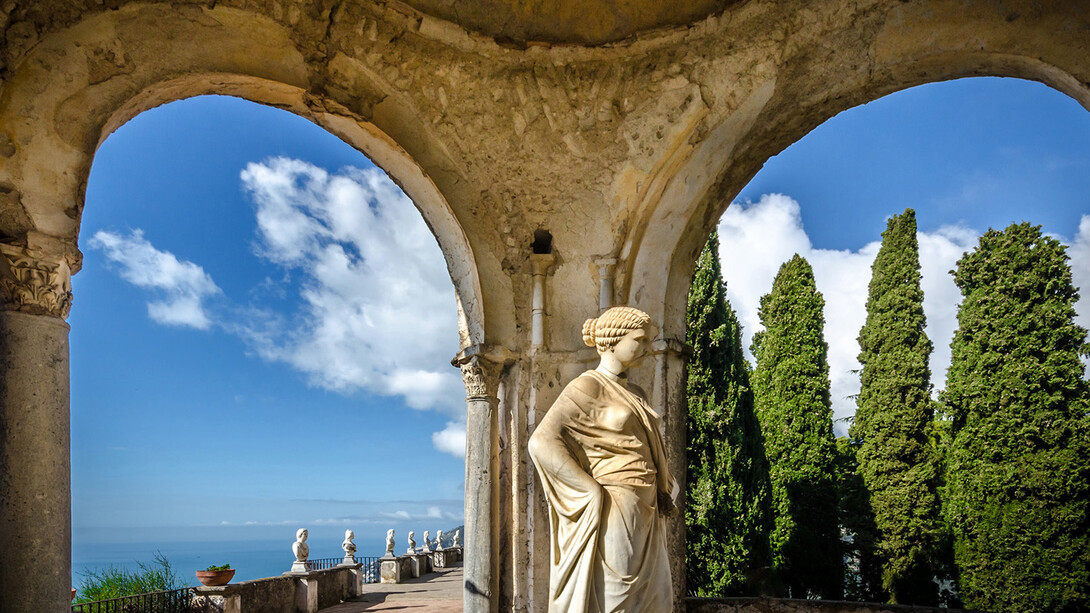 Ravello, antiga estatua