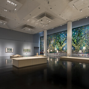 Various artists, Attuning to life-ode to the forest. Zhu Danian's nature poetry, exhibition view. Courtesy of Tsinghua University Art Museum