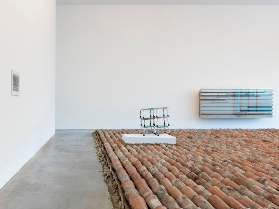 Schneller werden ohne Zeitverlust, Exhibition view. Courtesy of Galleria Lia Rumma