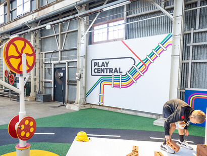 Play central, exhibition view. Courtesy of Queens Museum