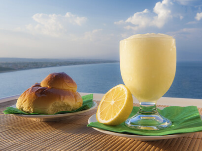 Lemon granita and brioche