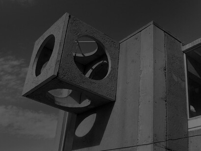 Arcosanti tiene un área de campamentos, construida por y para el equipo de construcción