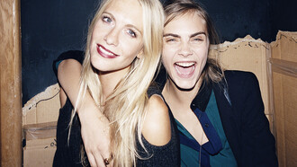 Cara y Poppy Delevingne by Matt Irwin