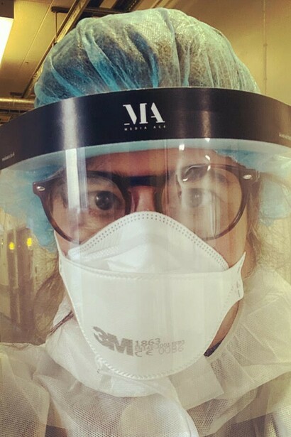 A journalist in a front-line hospital