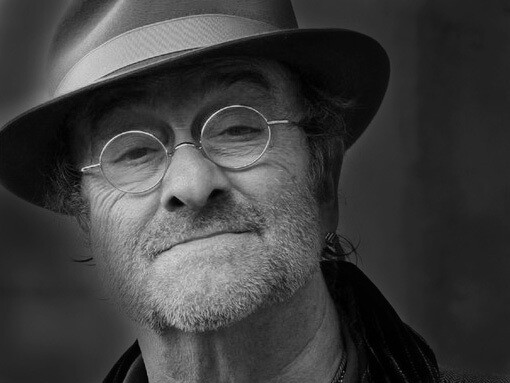 Lucio Dalla, dal 1977 anche autore dei suoi testi