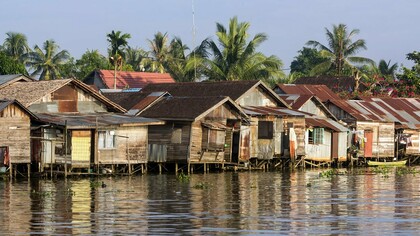 Case di Martapura, bagnate dal fiume omonimo