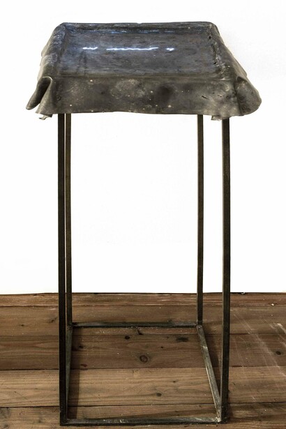 Gregorio Botta, Io sono qui, 2015, piombo, acqua e video