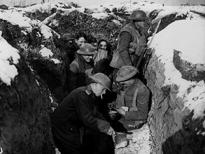 L’esperienza dei due conflitti mondiali lasciò un segno indelebile sulla società europea, alimentando l’idea che solo l’integrazione politica e la condivisione delle risorse potessero garantire una pace duratura