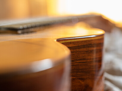 Guitar is an idyllic instrument for both vocal accompaniment and solo performance, ph. Michael Stillwater