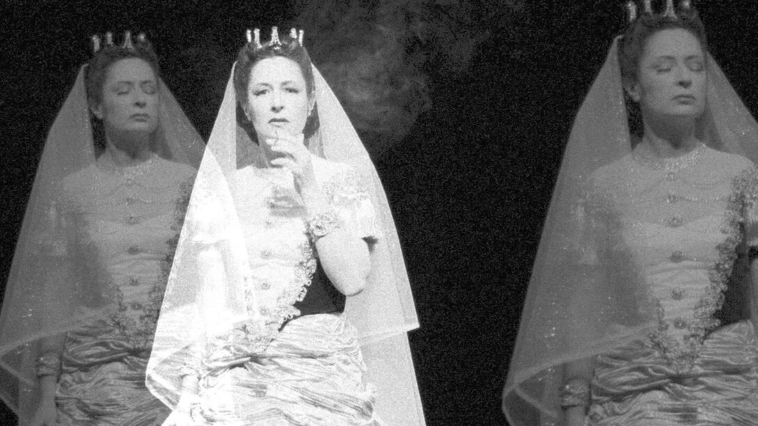 Dominique Gonzalez-Foerster, Lola Montez in Berlin (M.2062), film, 3'58", 2015 © Dominique Gonzalez-Foerster © ADAGP, PARIS 2015