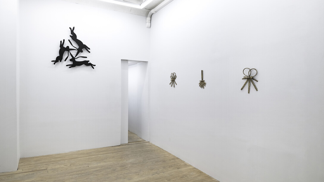 Installation View, Maggie Dunlap, Gilded splinters, 2024. Courtesy of No Gallery