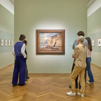 Monets küste. Die entdeckung von Étretat, ausstellungsansicht. Mit freundlicher genehmigung des Museum Städel