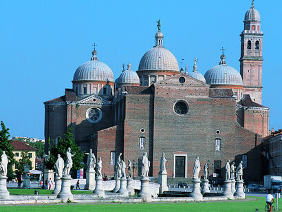 Padua, Italia. Basílica de Santa Justina