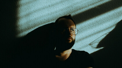 Representação de Jan van Bat. veremos o nosso antigo e conhecido personagem a discorrer mais uma apresentação daquele quotidiano varonil, que presenciava na antiga Veracruz porém agora, na mais nova parte sul, que outrora foi trocada com Espanha