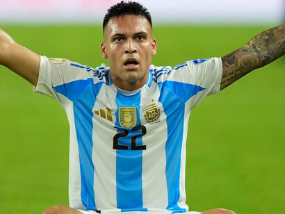 Tournament top scorer Lautaro Martínez