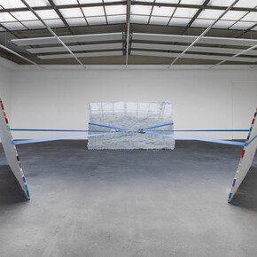 Jose Dávila, Exhibition view. Courtesy of König Galerie