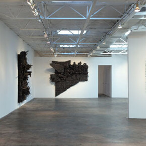 Leonardo Drew. Courtesy of Talley Dunn Gallery