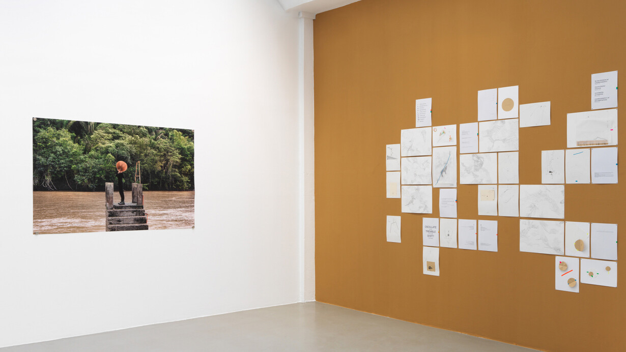 María José Arjona, Sediments. Sono-Choreo-Geo-Graphic attunements, ausstellungsansicht. Mit freundlicher genehmigung der Galerie Barbara Thumm