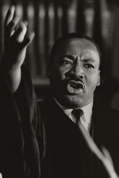 Robert A. Sengstacke, Dr. Martin Luther King at Quinn Chapel AME Church, Chicago, January 1 (detail), 1965. Courtesy of National Gallery of Art, Alfred H. Moses and Fern M. Schad Fund, 2023.87.2 © Myiti Sengstacke-Rice