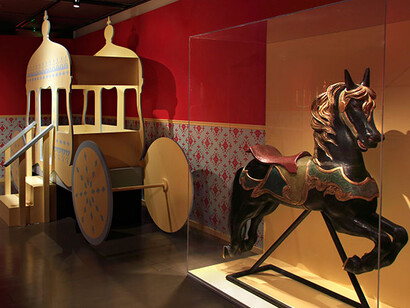The Topsy-Turvy Storyland. Courtesy of McCord Museum