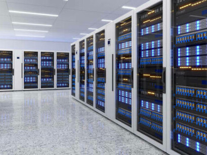 La promesa de neutralidad de la inteligencia artificial oculta las estructuras de poder, intereses económicos y decisiones humanas que moldean sus respuestas y capacidades